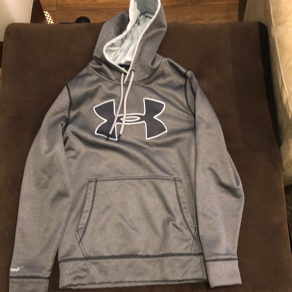 Under Armour SM/P Gray/Black Hoodie Good Condition